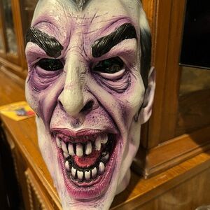 Rare Vintage Dracula Animatronic